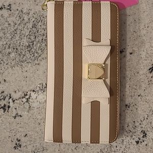 Betsey Johnson Wallet/Wristlet